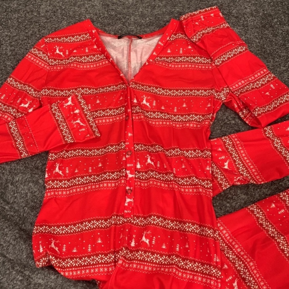 Yandy Holiday Pajamas with snap back